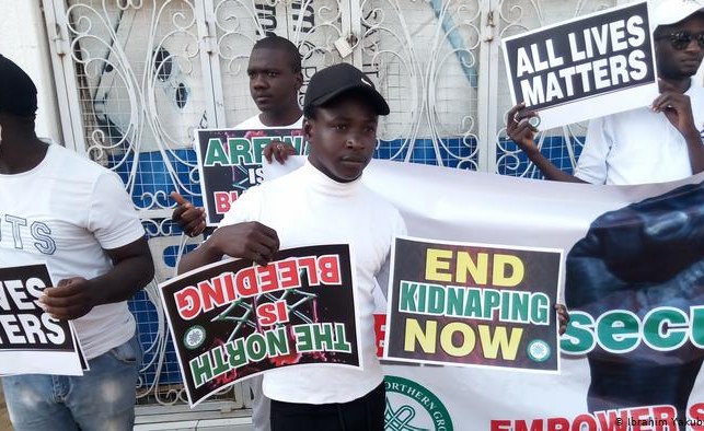 Nigeria Governors Reject Swat As Endsars Protest Spreads Allafrica Com